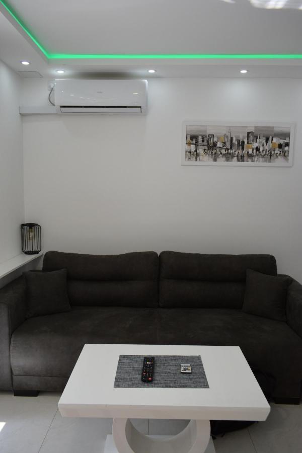 Apartmani K&V Veliko Gradište エクステリア 写真