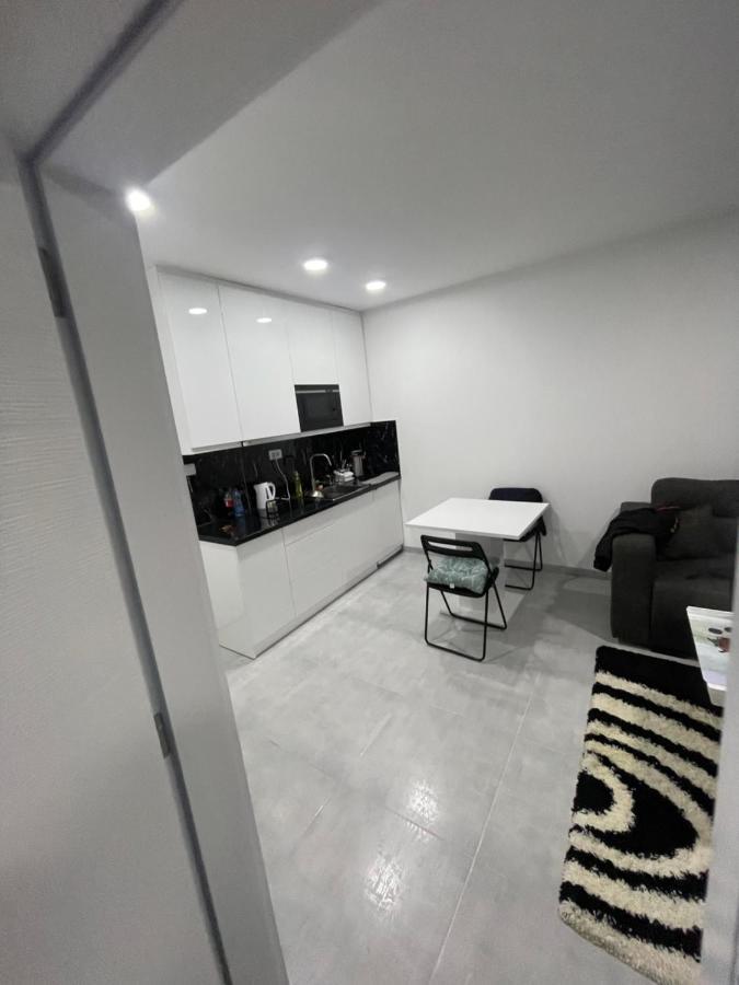 Apartmani K&V Veliko Gradište エクステリア 写真