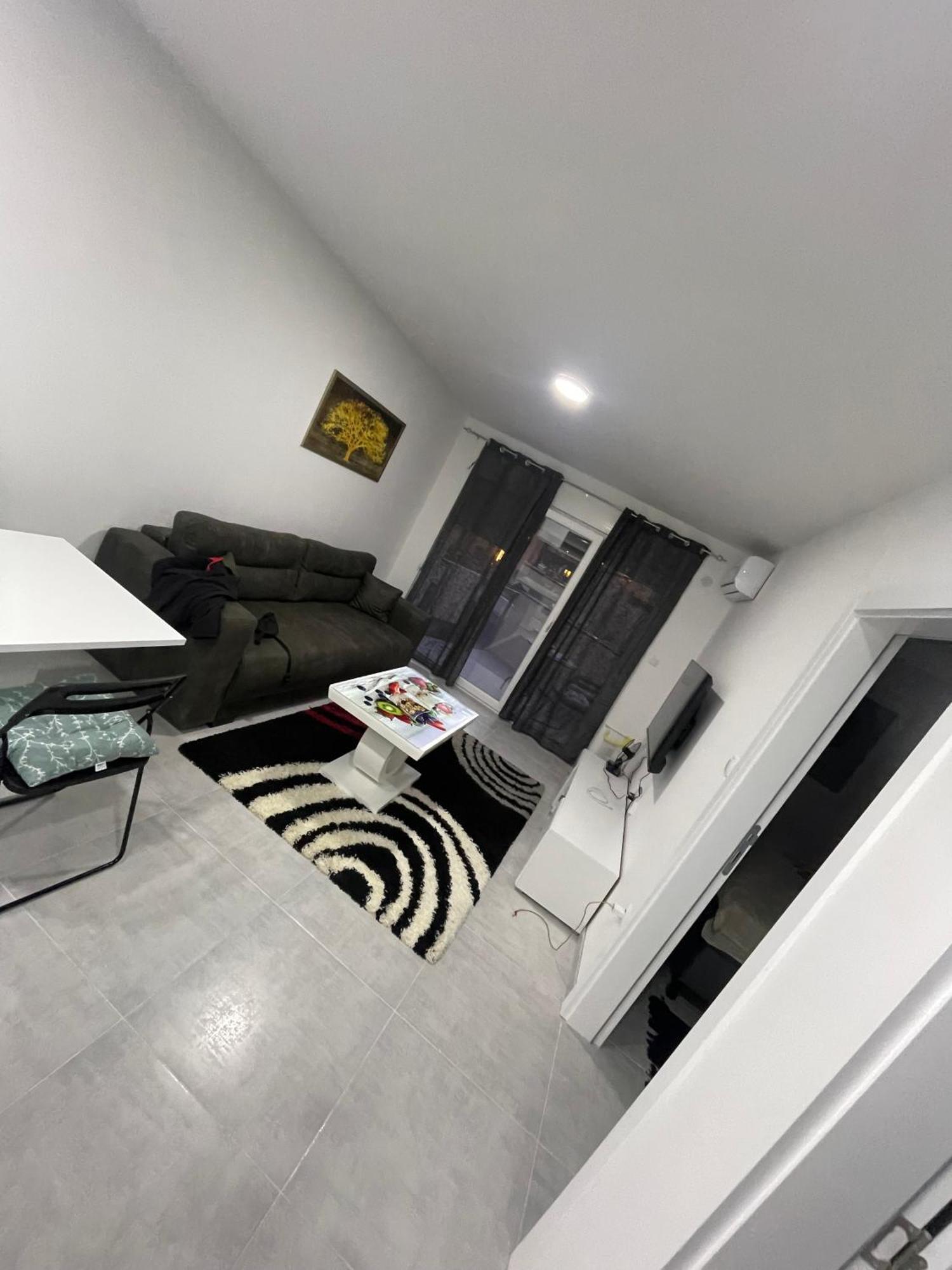 Apartmani K&V Veliko Gradište エクステリア 写真